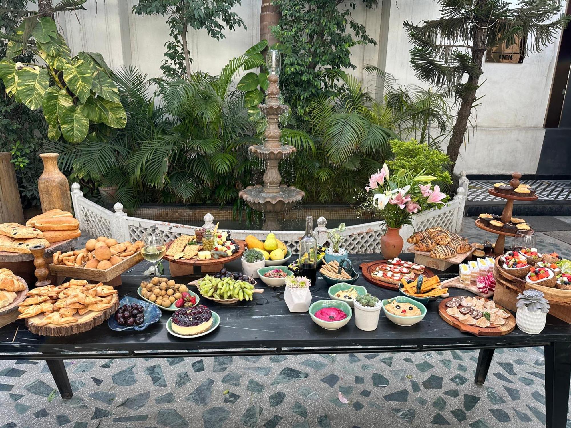Dyore House By Bharat Mahal Palace Hotel