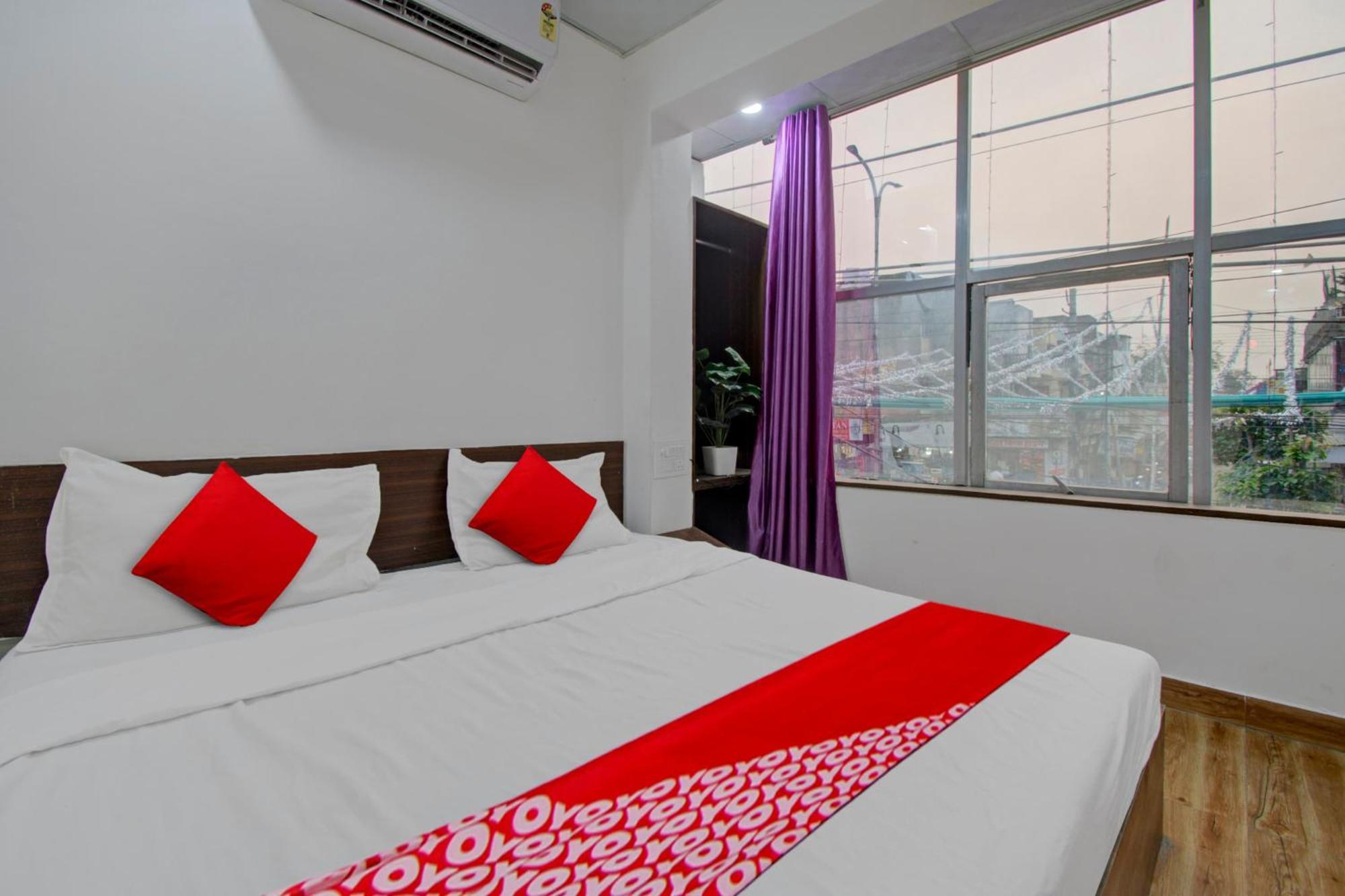 O Skyfem 3* Jaipur