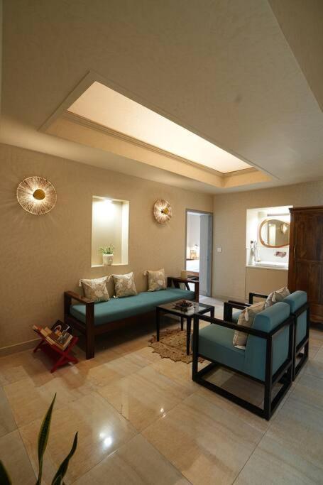 The Bodhi, 5bhk Apt, Central Apartment *