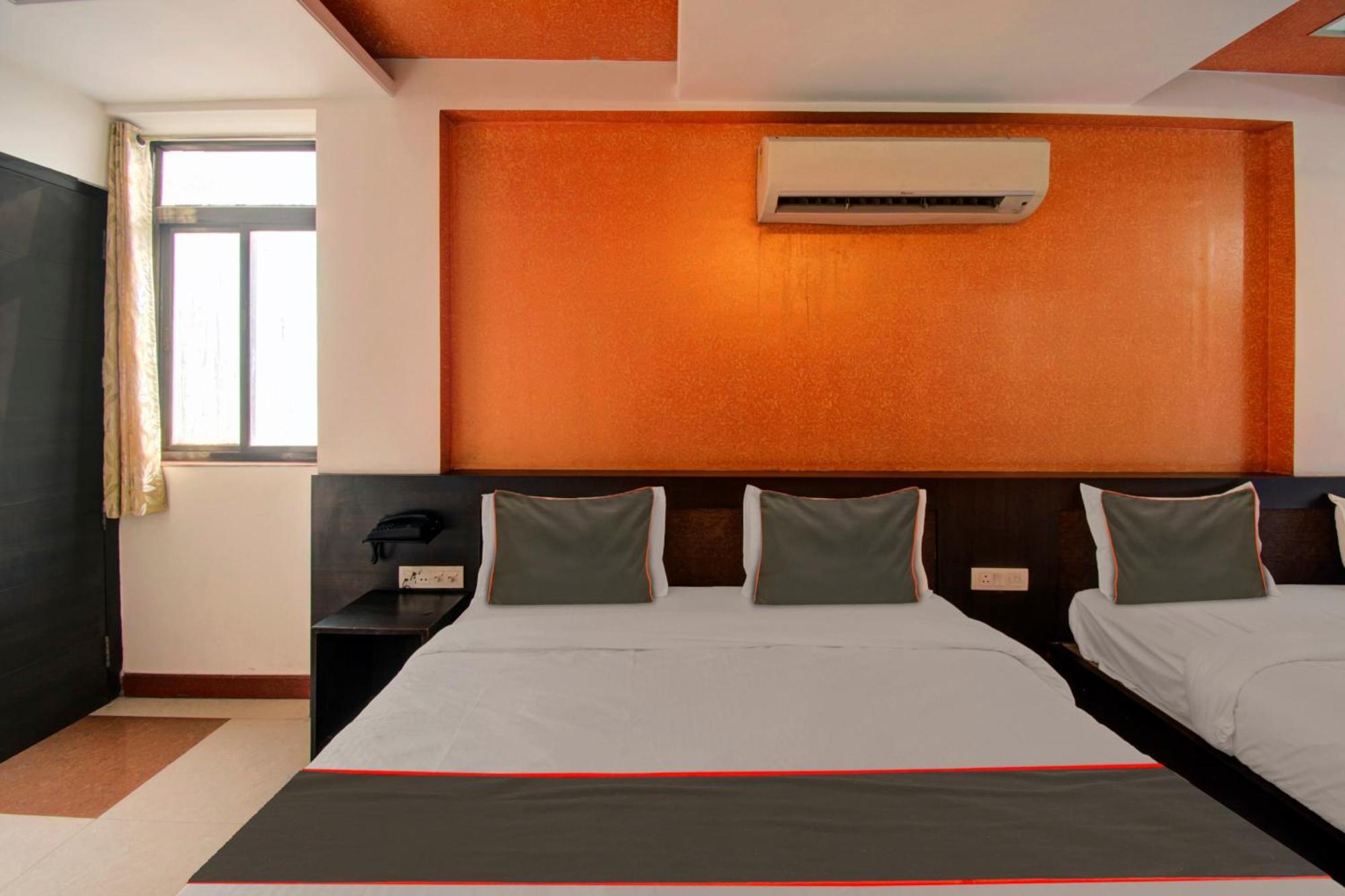 Hotel Collection O Sanjay Palace Jaipur