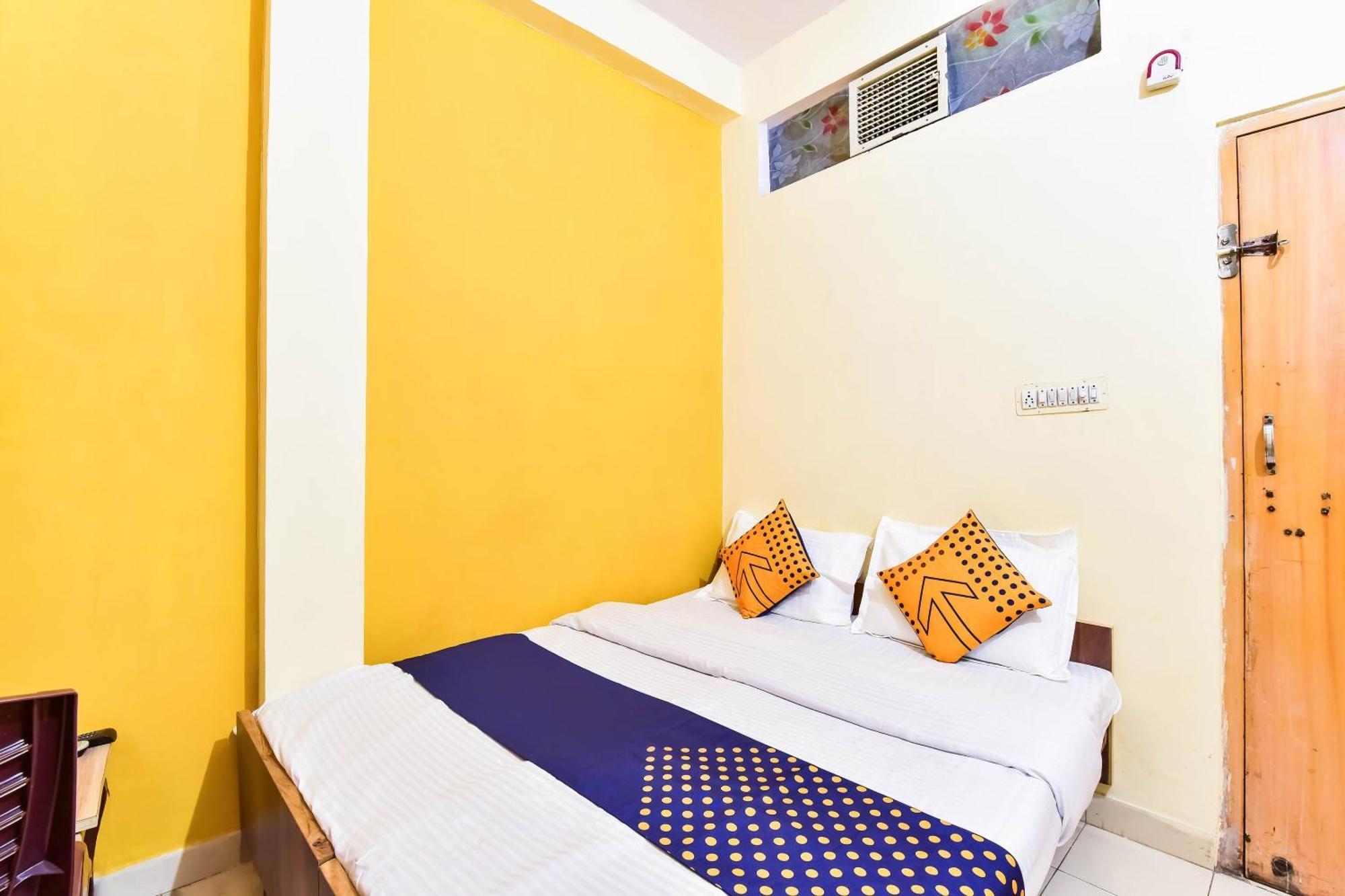 Hotel Spot On Radhe 2*