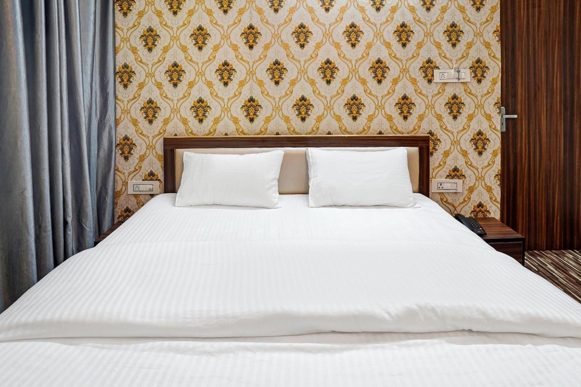Hotel O Knights 4*
