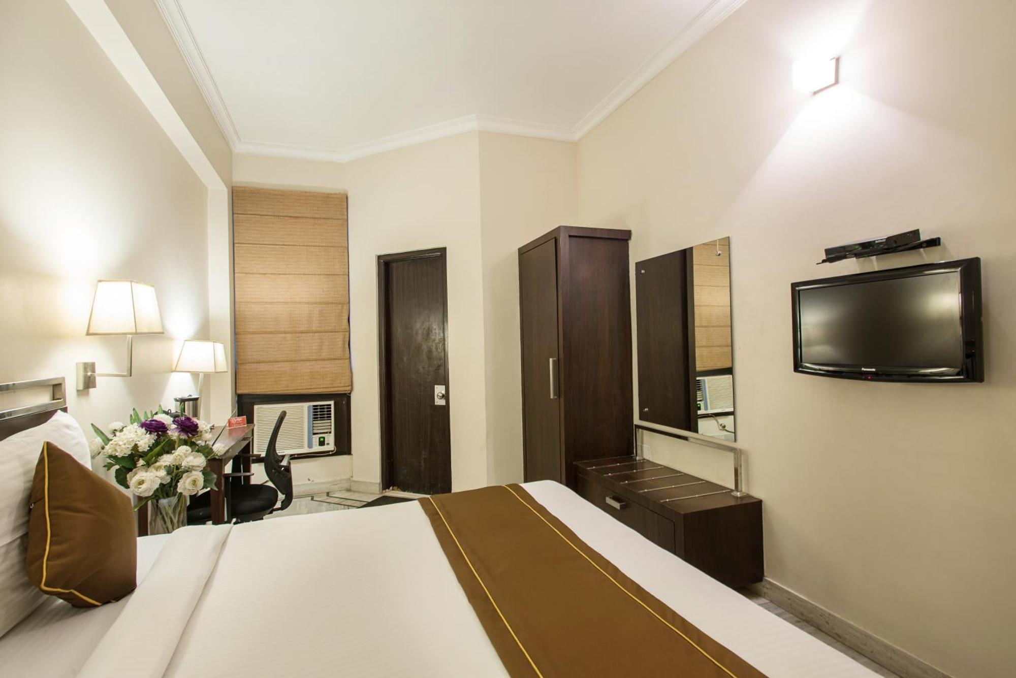 Collection O Arch Hotel