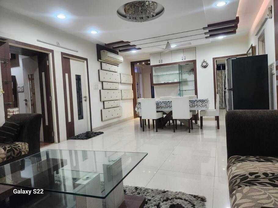 Apartment Centrally Located 2 Bhk Private Flat Jaipur