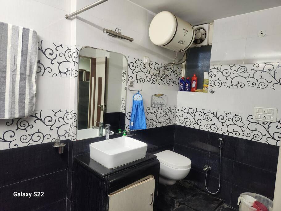 Apartment Centrally Located 2 Bhk Private Flat Jaipur