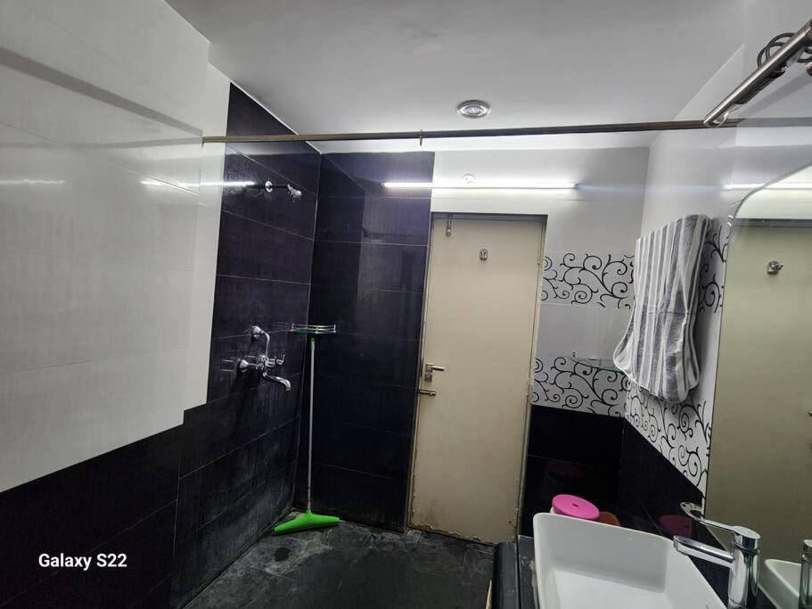 Centrally Located 2 Bhk Private Flat