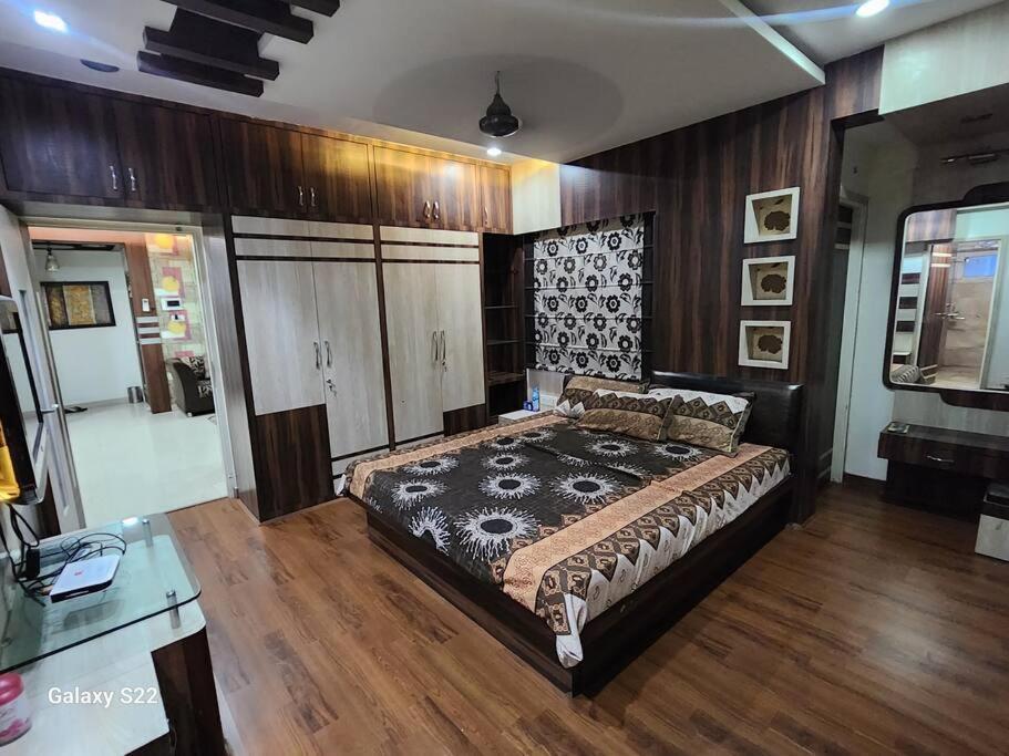 Centrally Located 2 Bhk Private Flat Jaipur