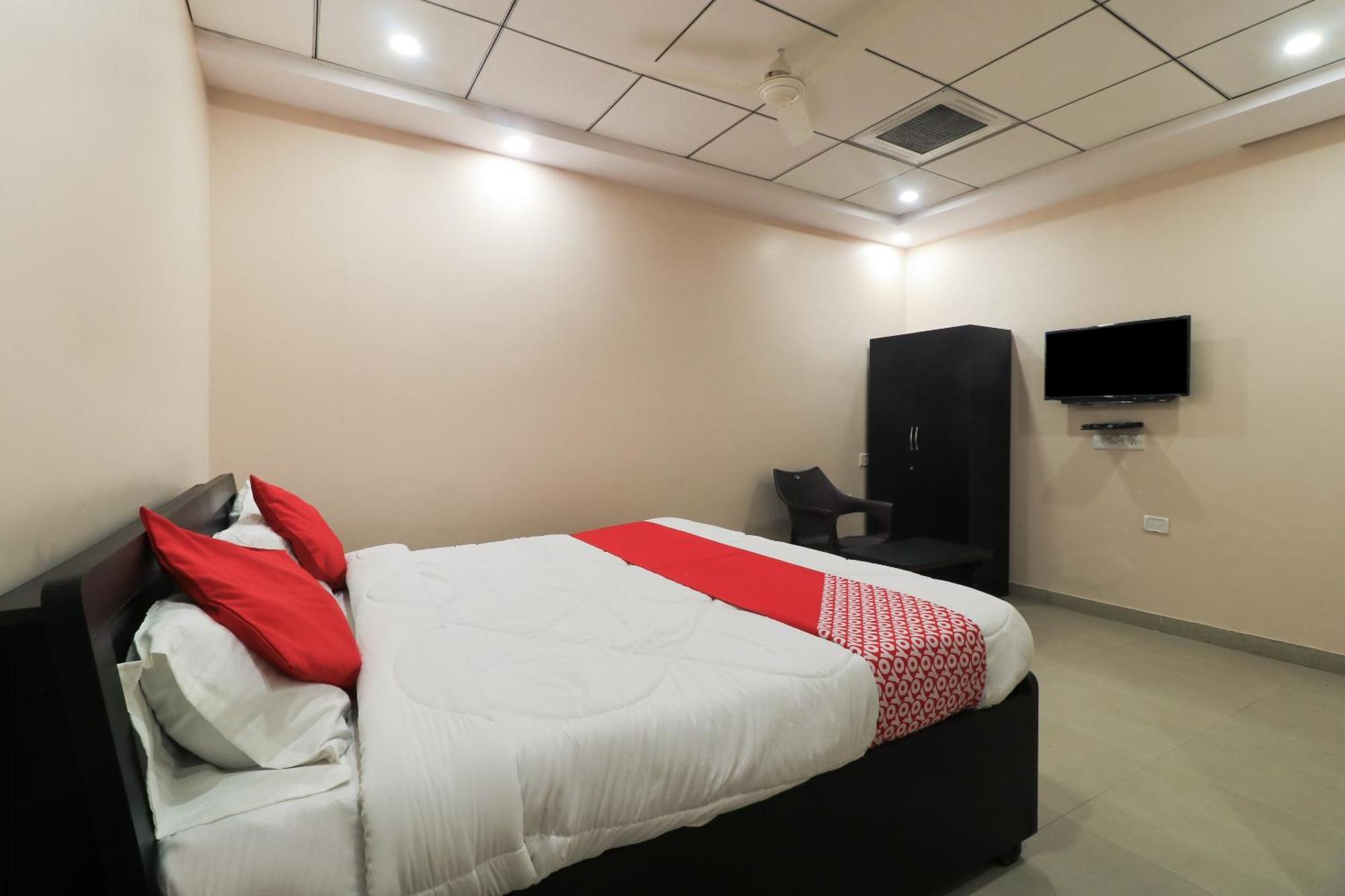 O Focus Elite Hotel 3*