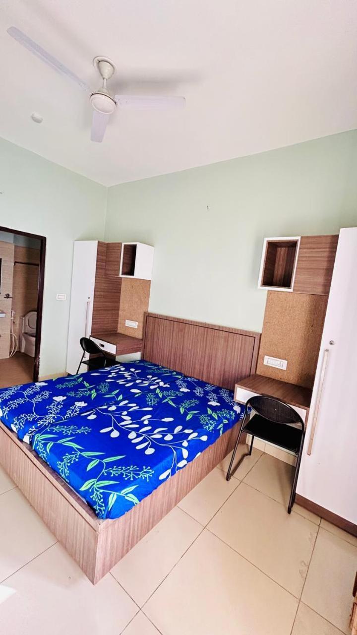 Bed & Breakfast Dholia Residency