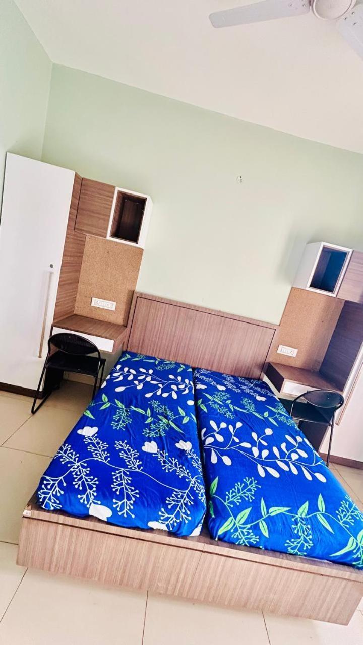 Dholia Residency Bed & Breakfast *