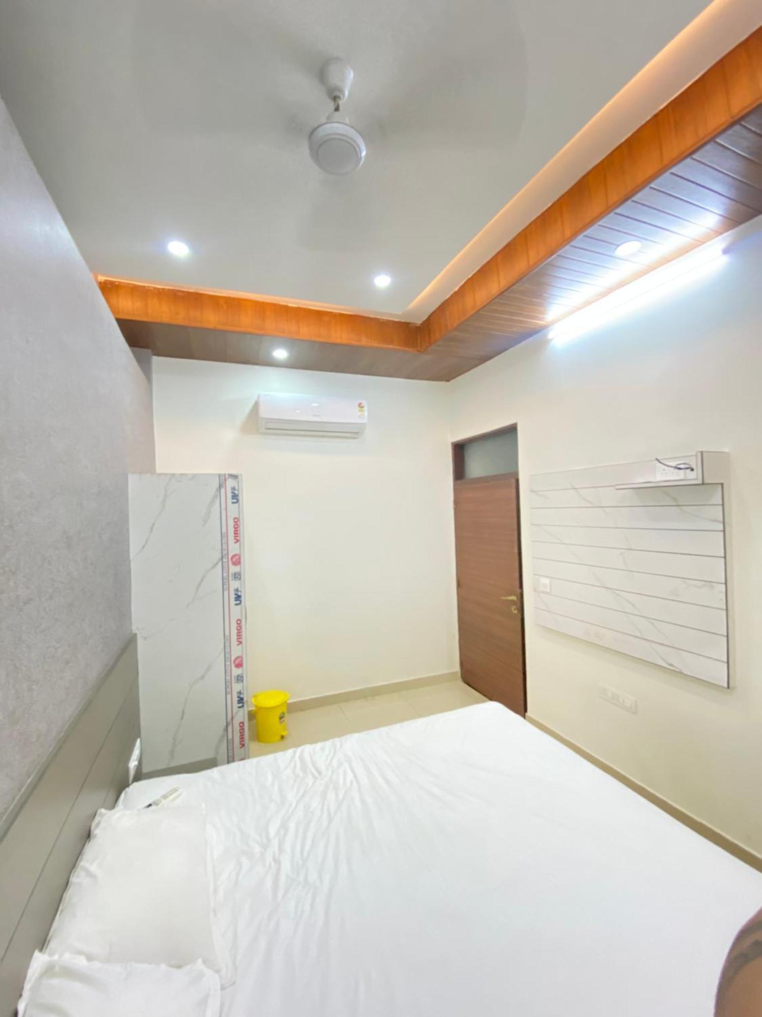 Hotel Rajgarh Palace 2*