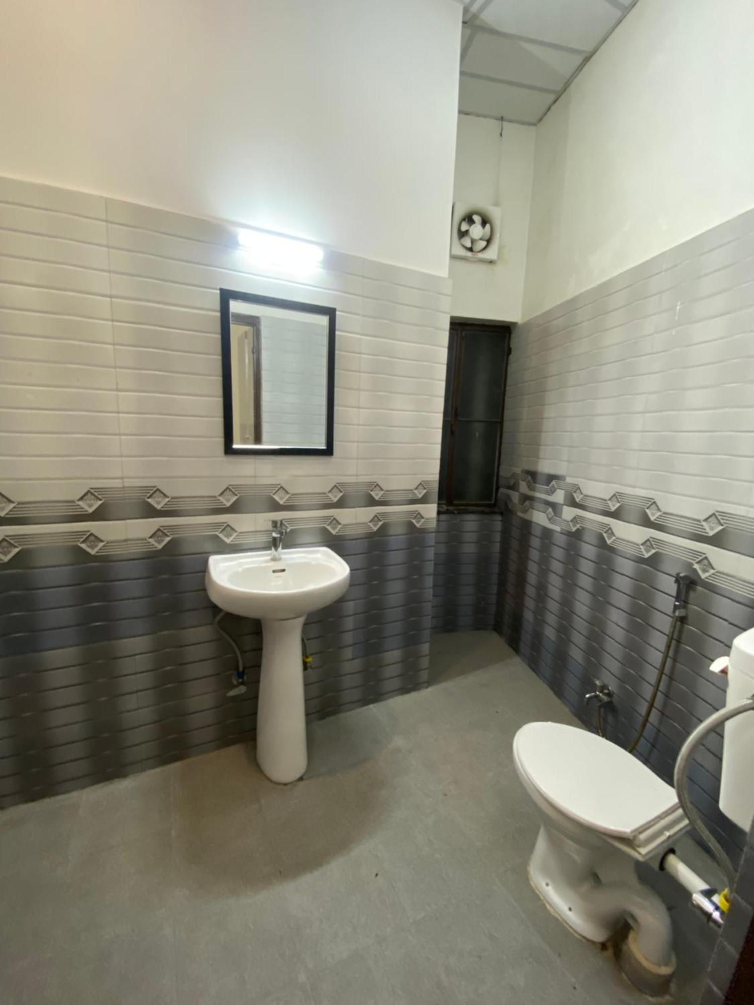 Hotel Rajgarh Palace 2*