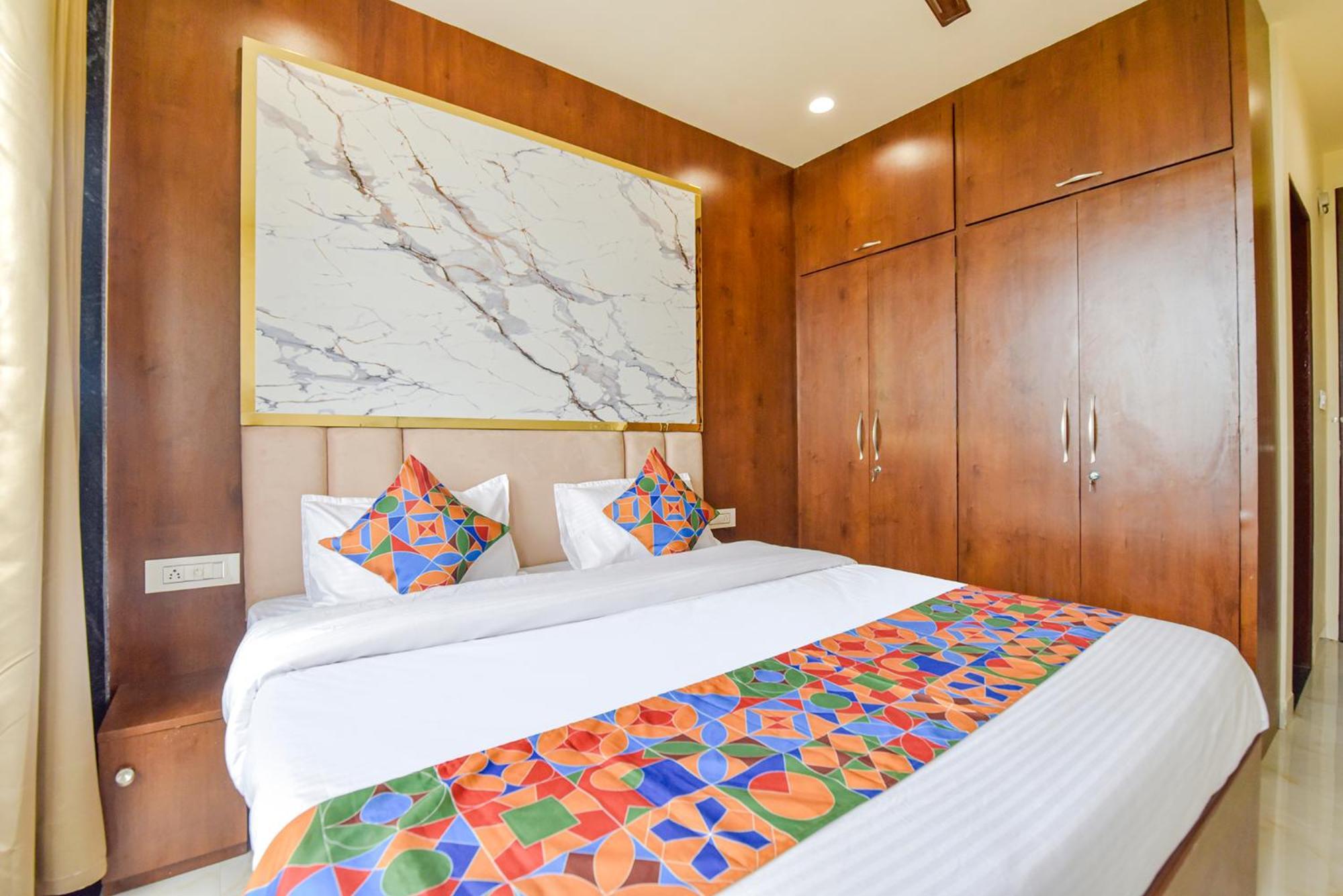 Fabhotel Blooming Beds Pearl Jaipur