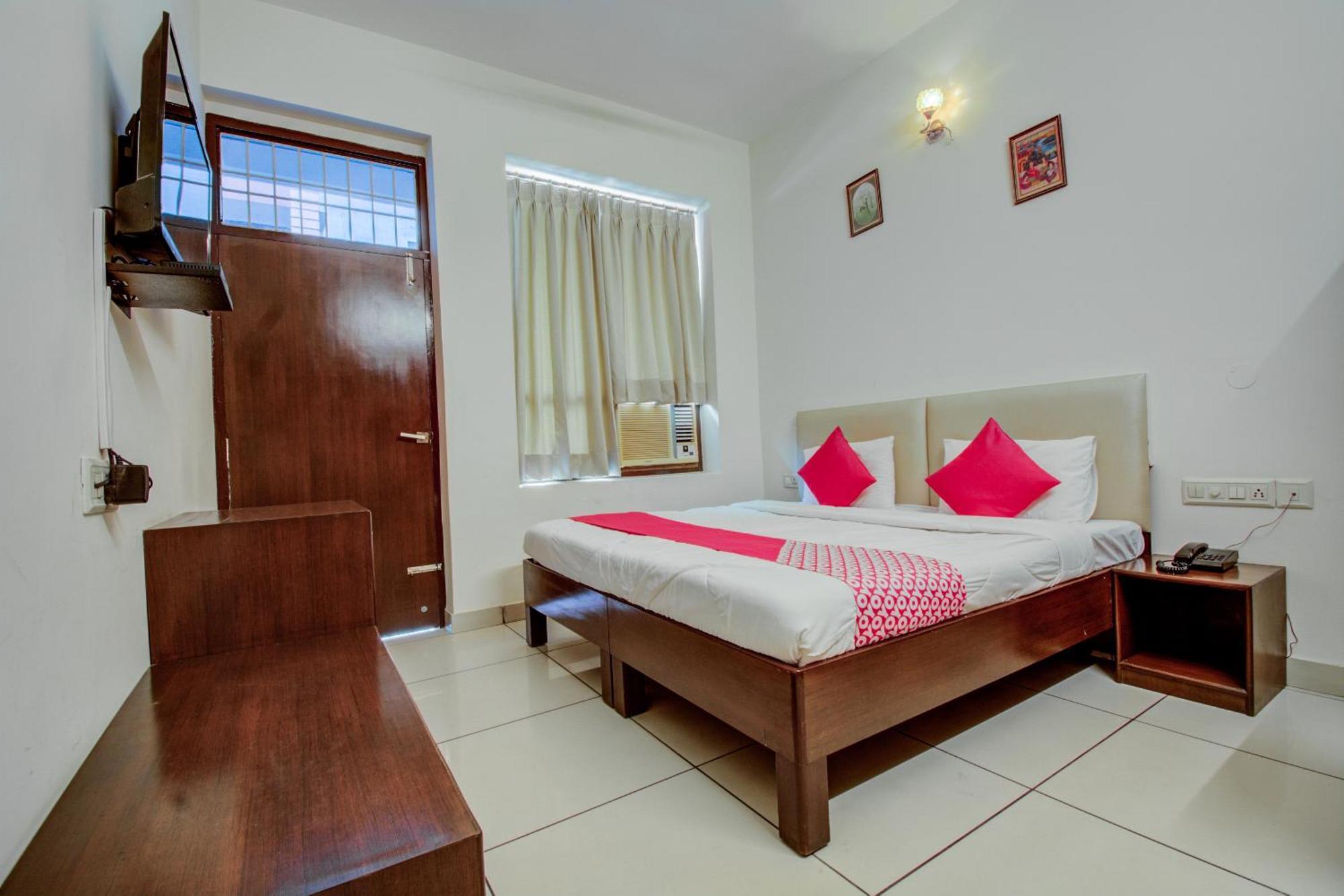 O Star Leaf Hotel