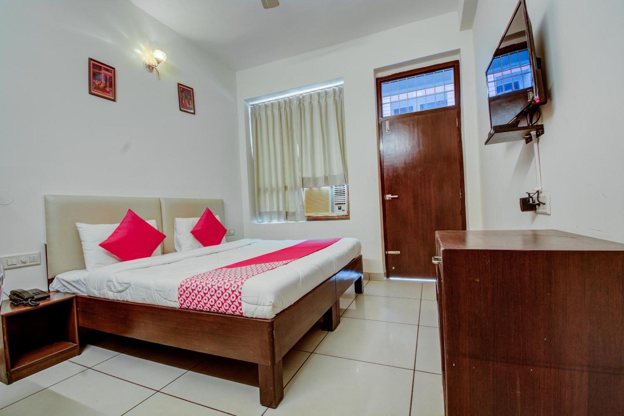 O Star Leaf Hotel Jaipur
