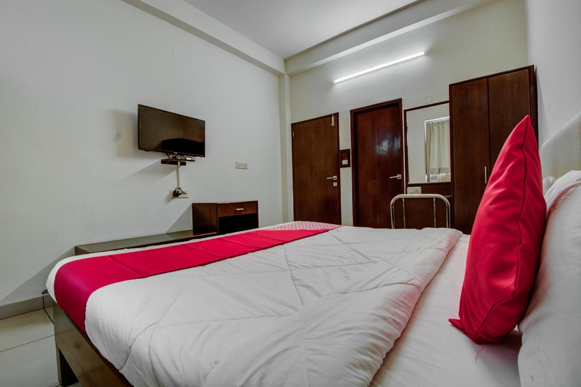 O Star Leaf Hotel Jaipur