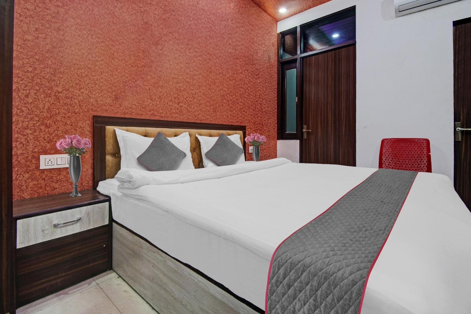 Townhouse The Lotus Jaipur