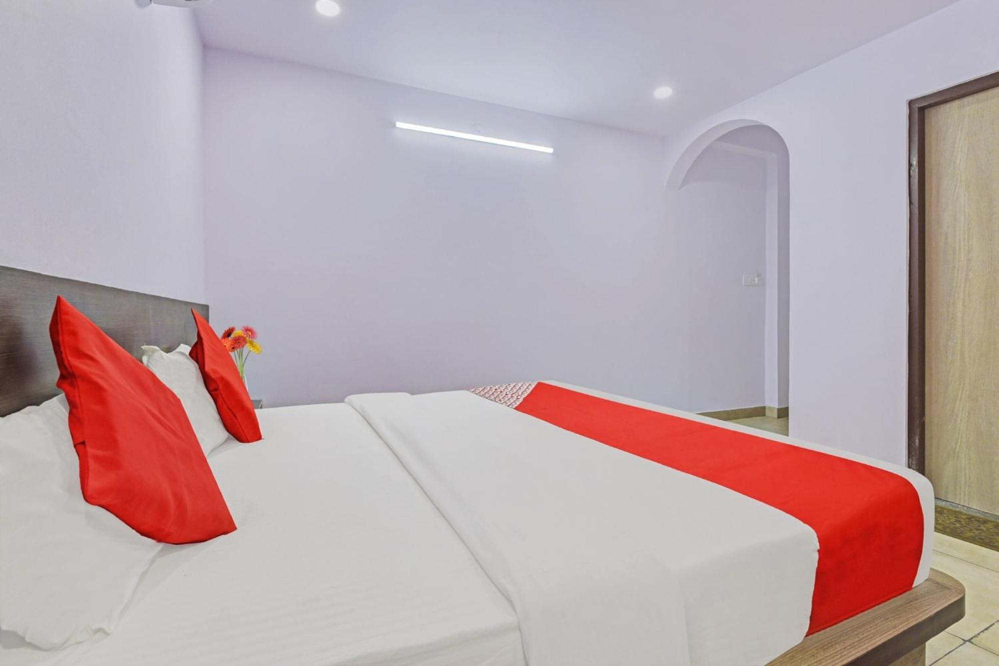 O Mickey Mouse Hotel Jaipur