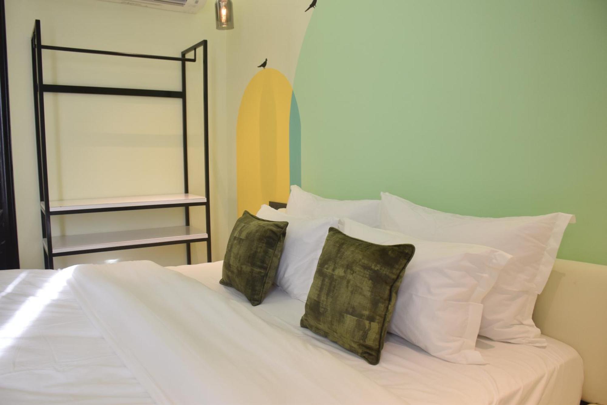 Villasiita, Hotel