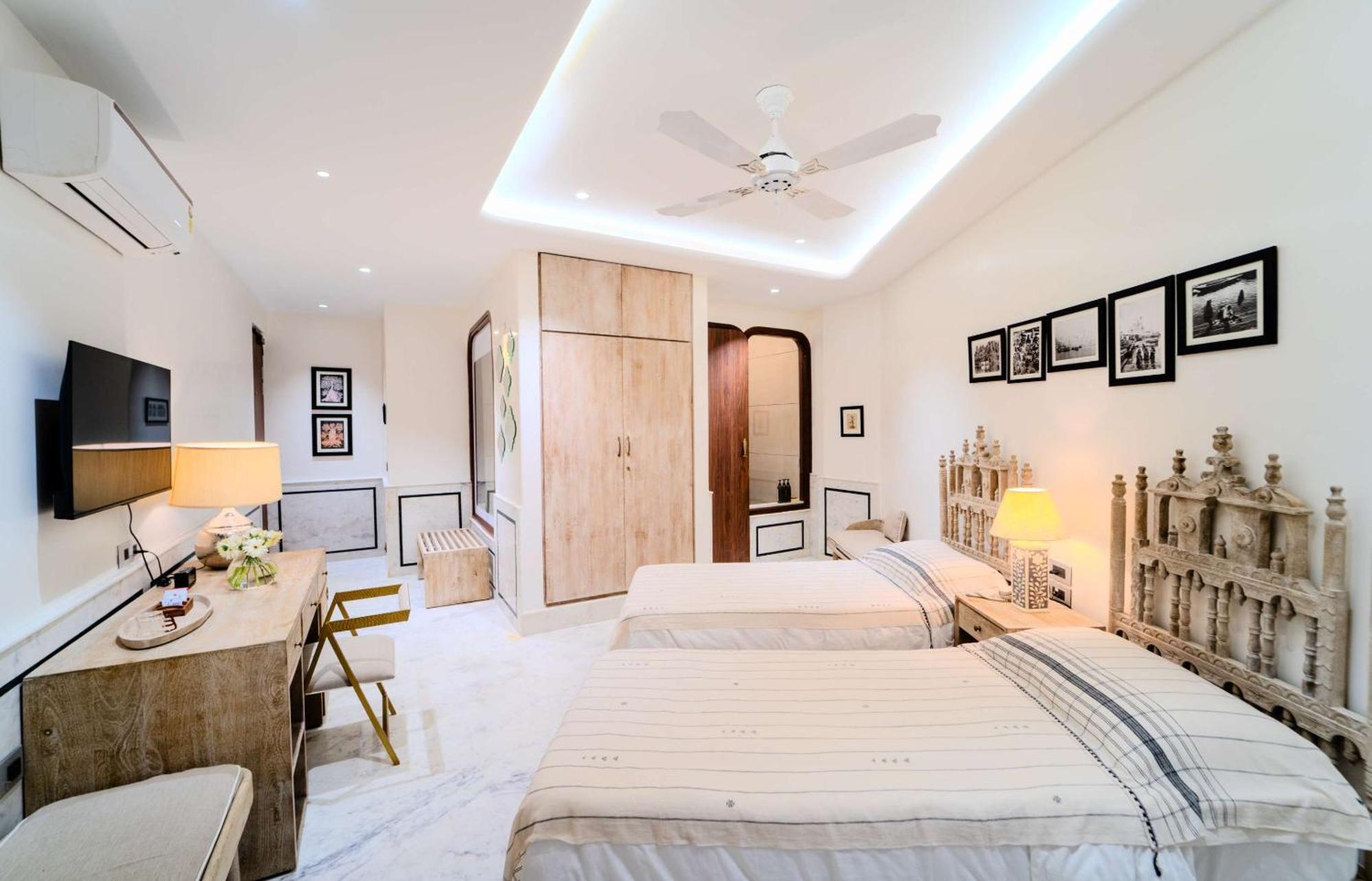 Artisav House Hotel 4*