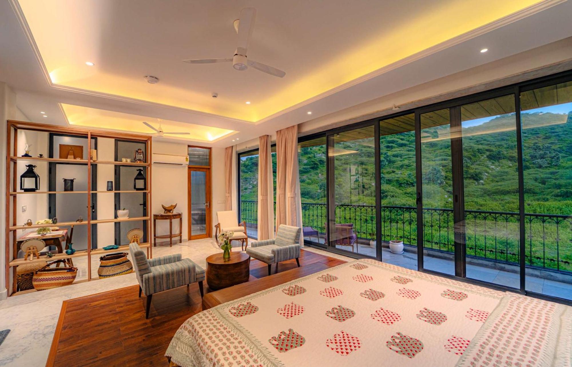 Hotel Artisav House 4*