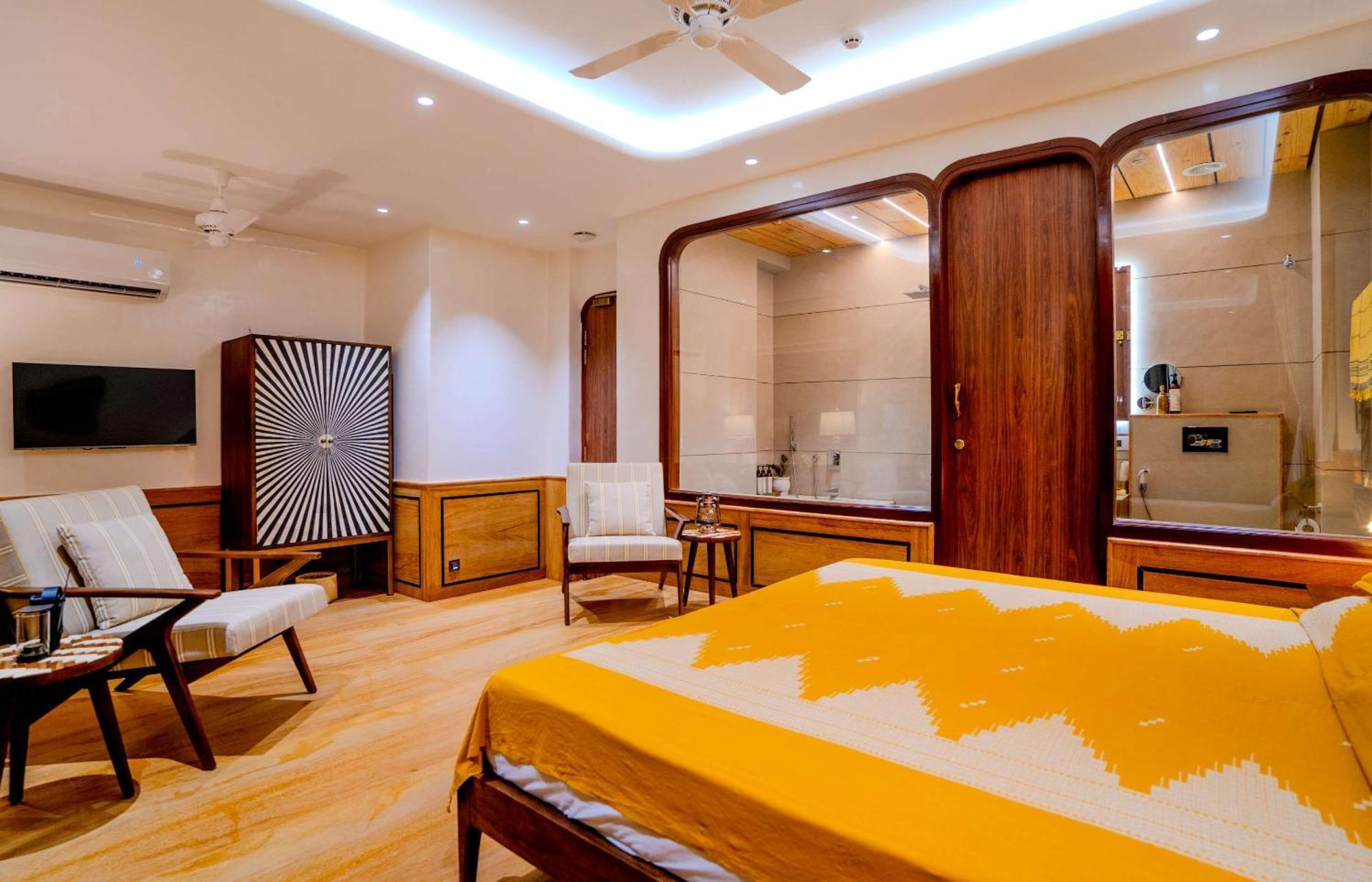 Artisav House Hotel 4*