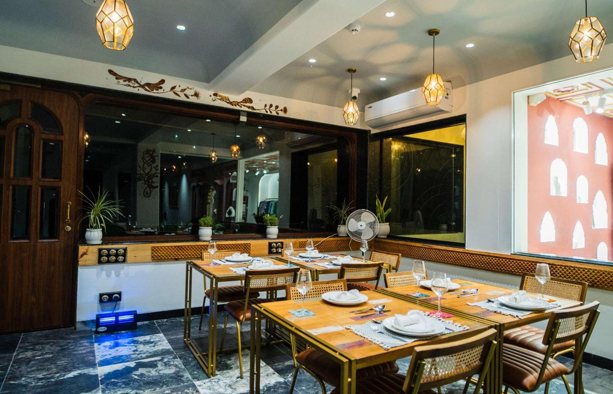 Artisav House Hotel