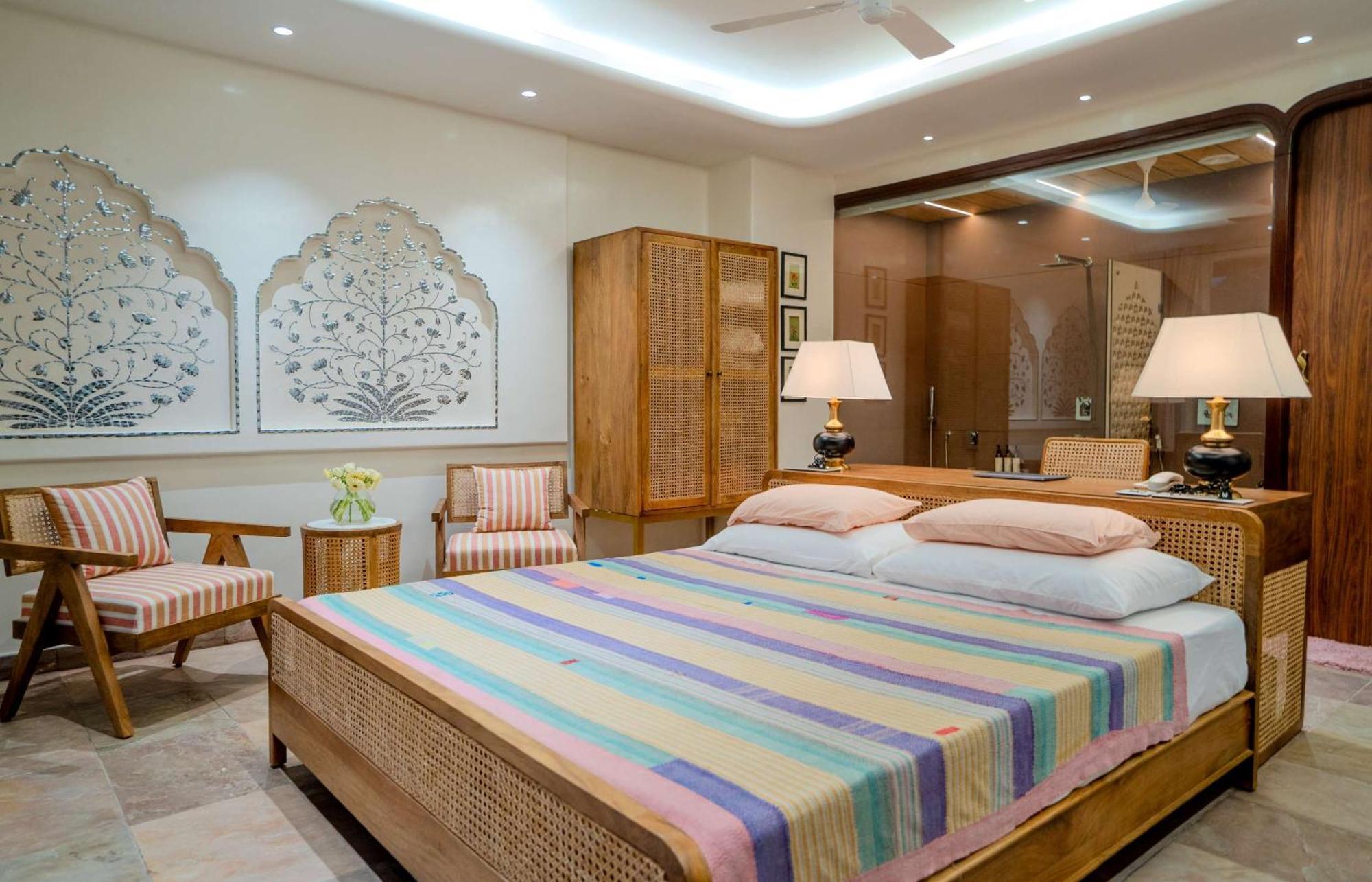 Artisav House Hotel 4*