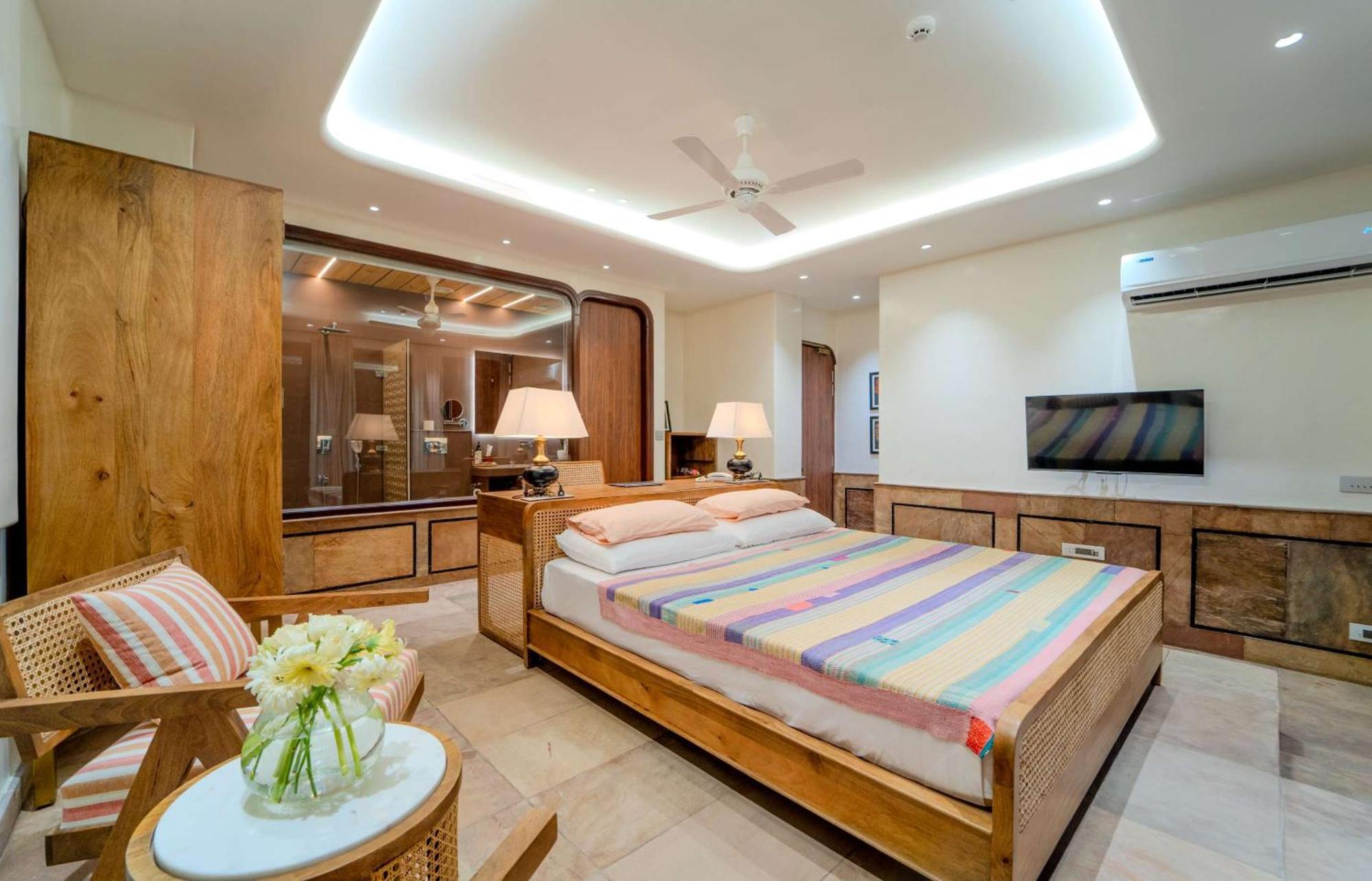 Artisav House Hotel 4*