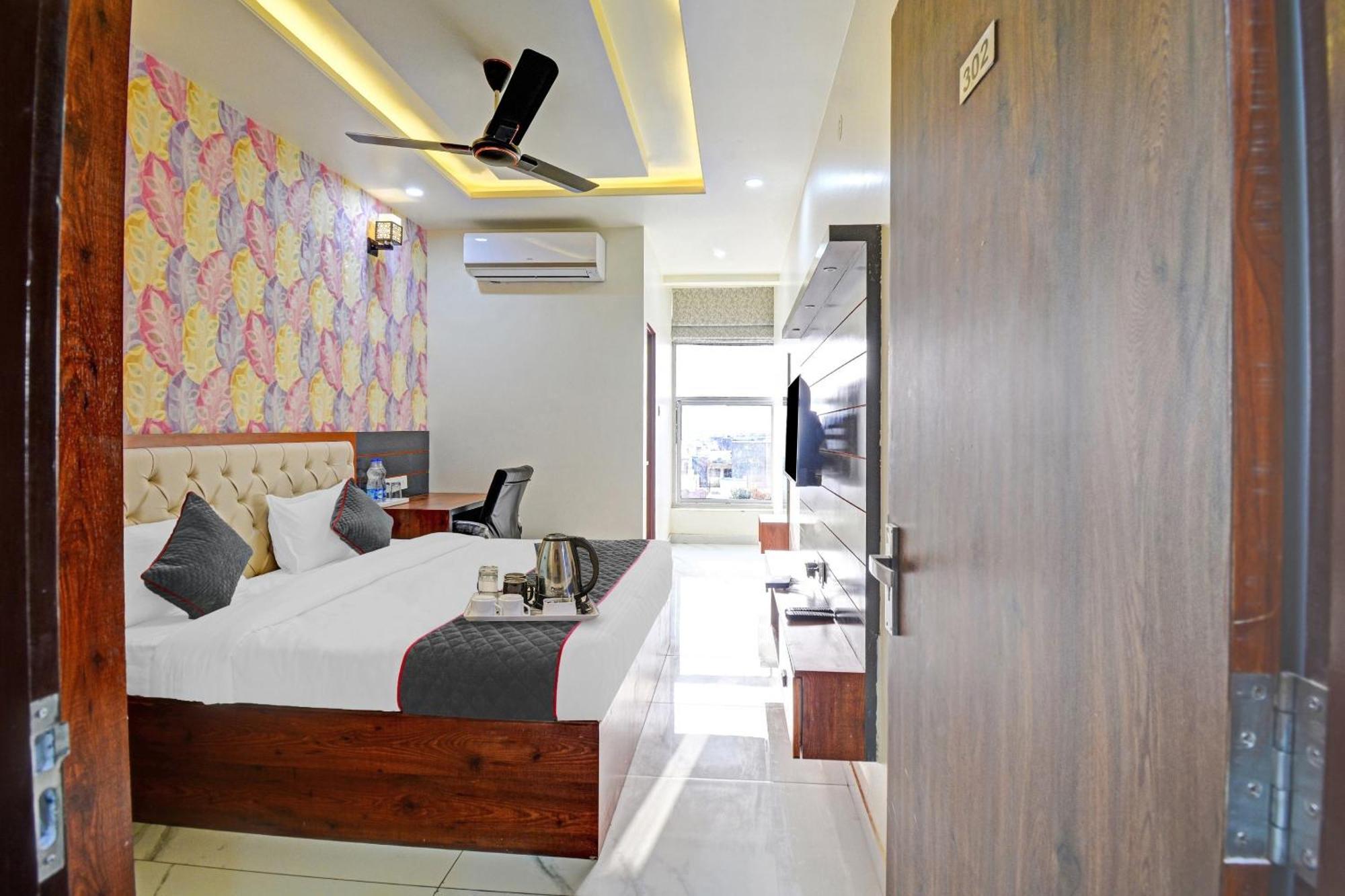 Townhouse Cm Palace 3*