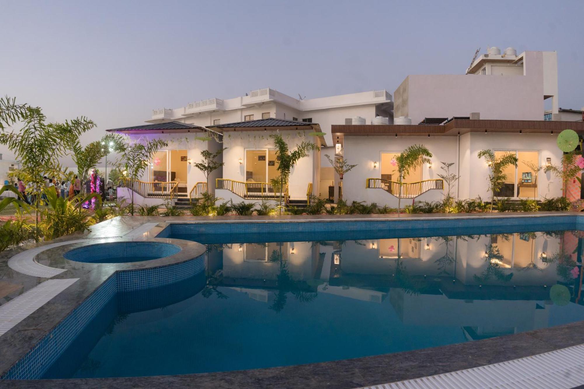 The Ramvati & Restaurant Resort *