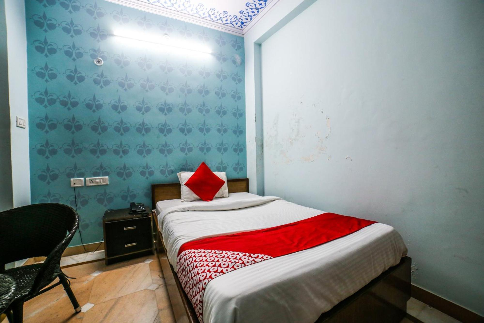 Hotel Collection O 36316 Hotel White Palace Jaipur