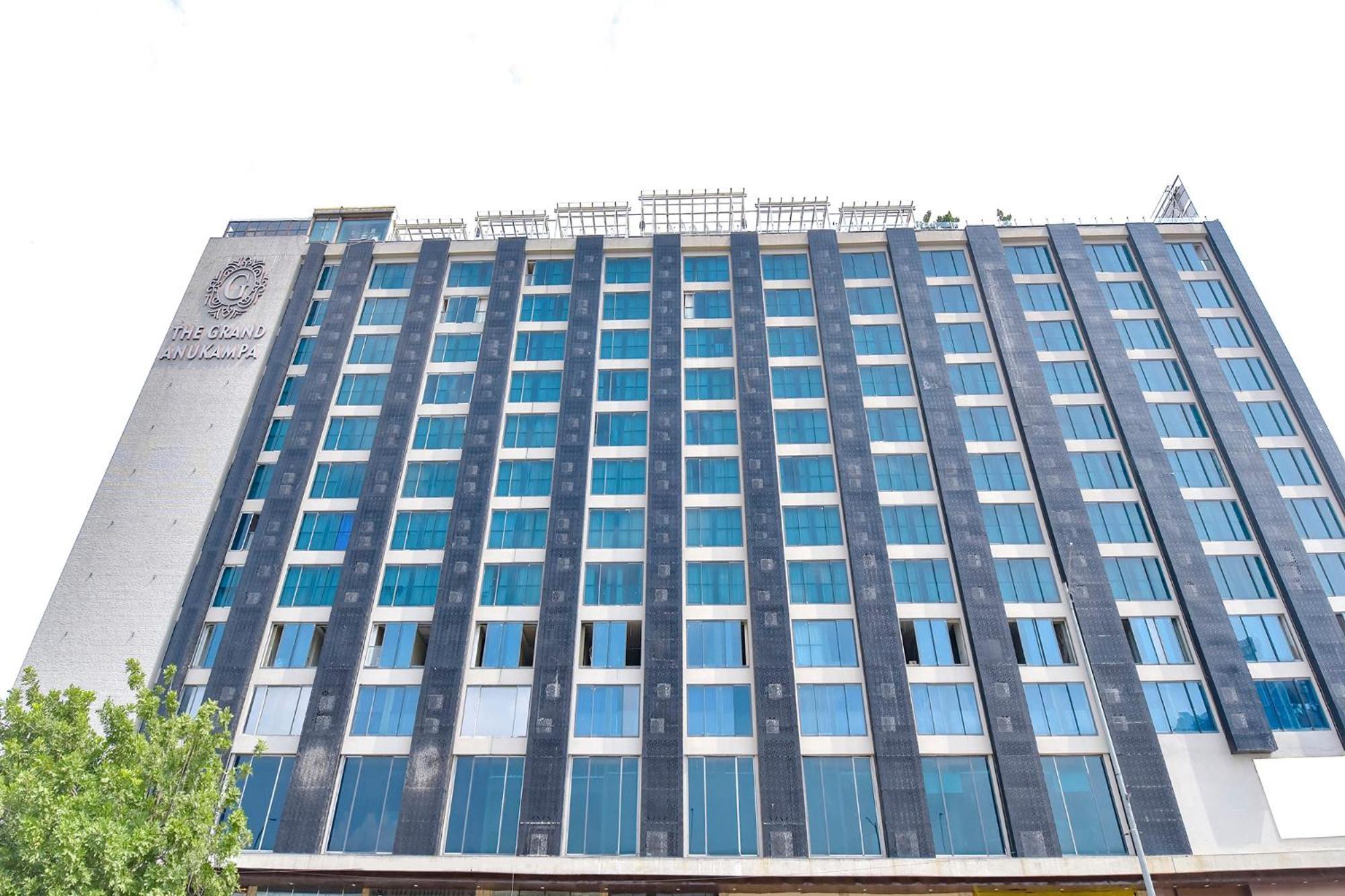 Fabhotel Anukampa With Swimming Pool * Jaipur