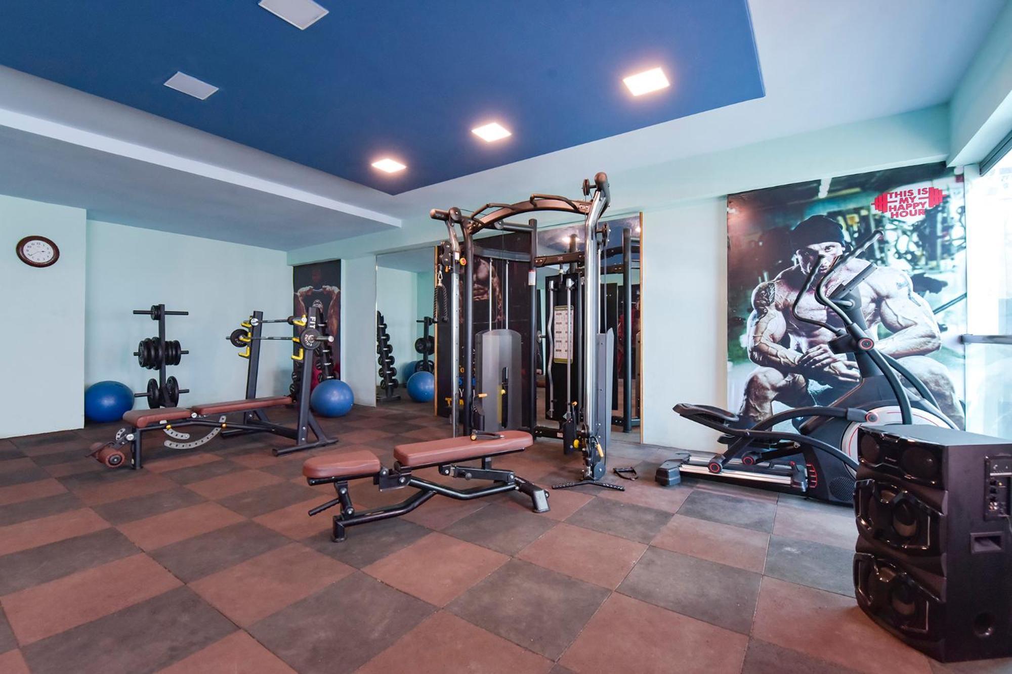 Fabhotel Anukampa With Swimming Pool Hotel