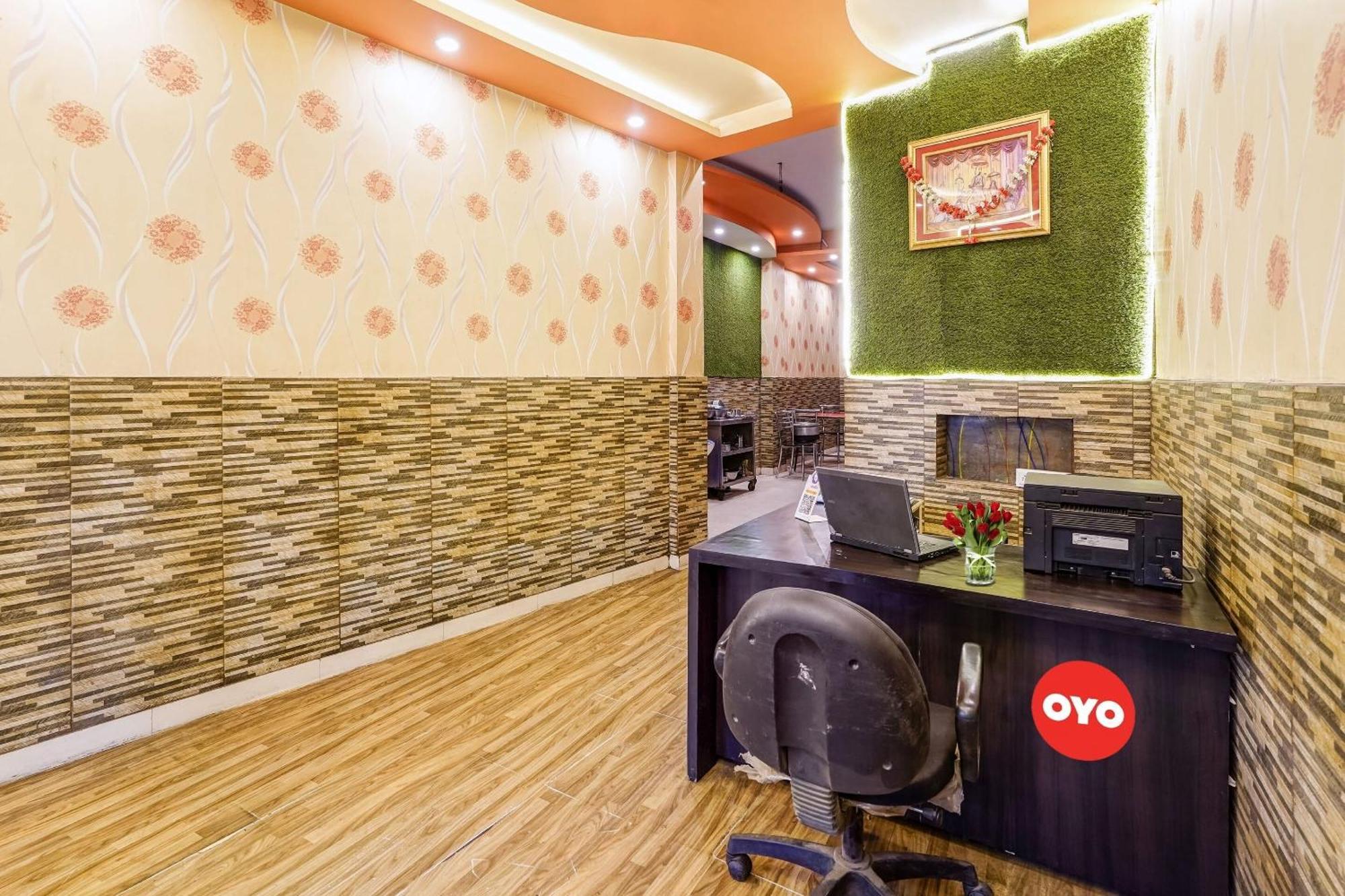 O Swastik & Restaurant Hotel