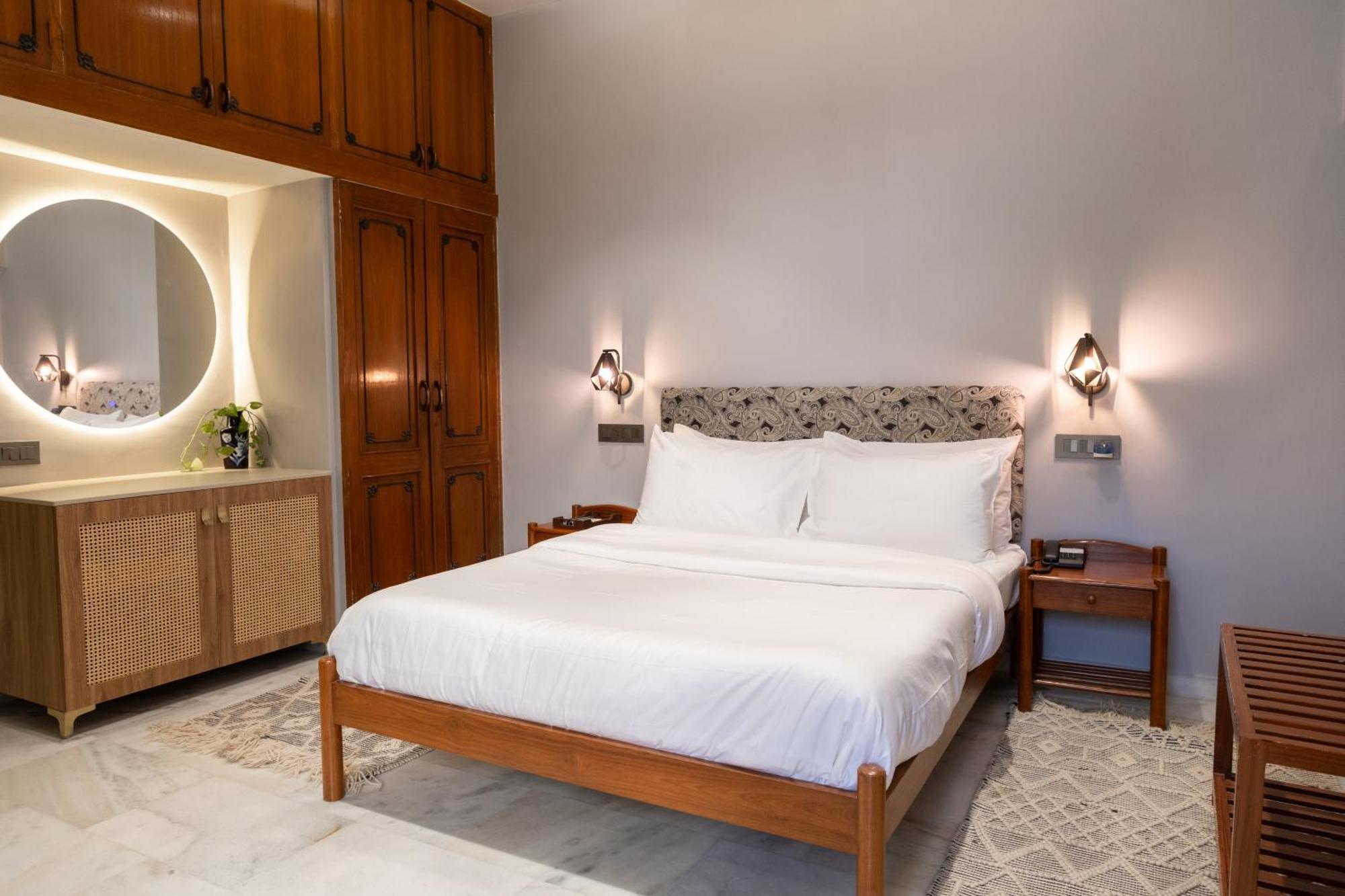 Girisadan Boutique Homestay *