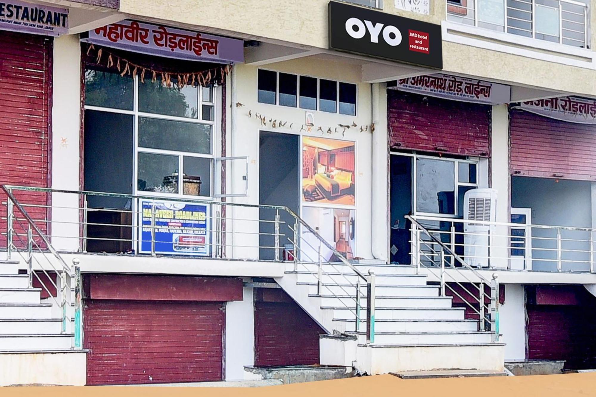 Hotel O Jmd And Restaurant 3*