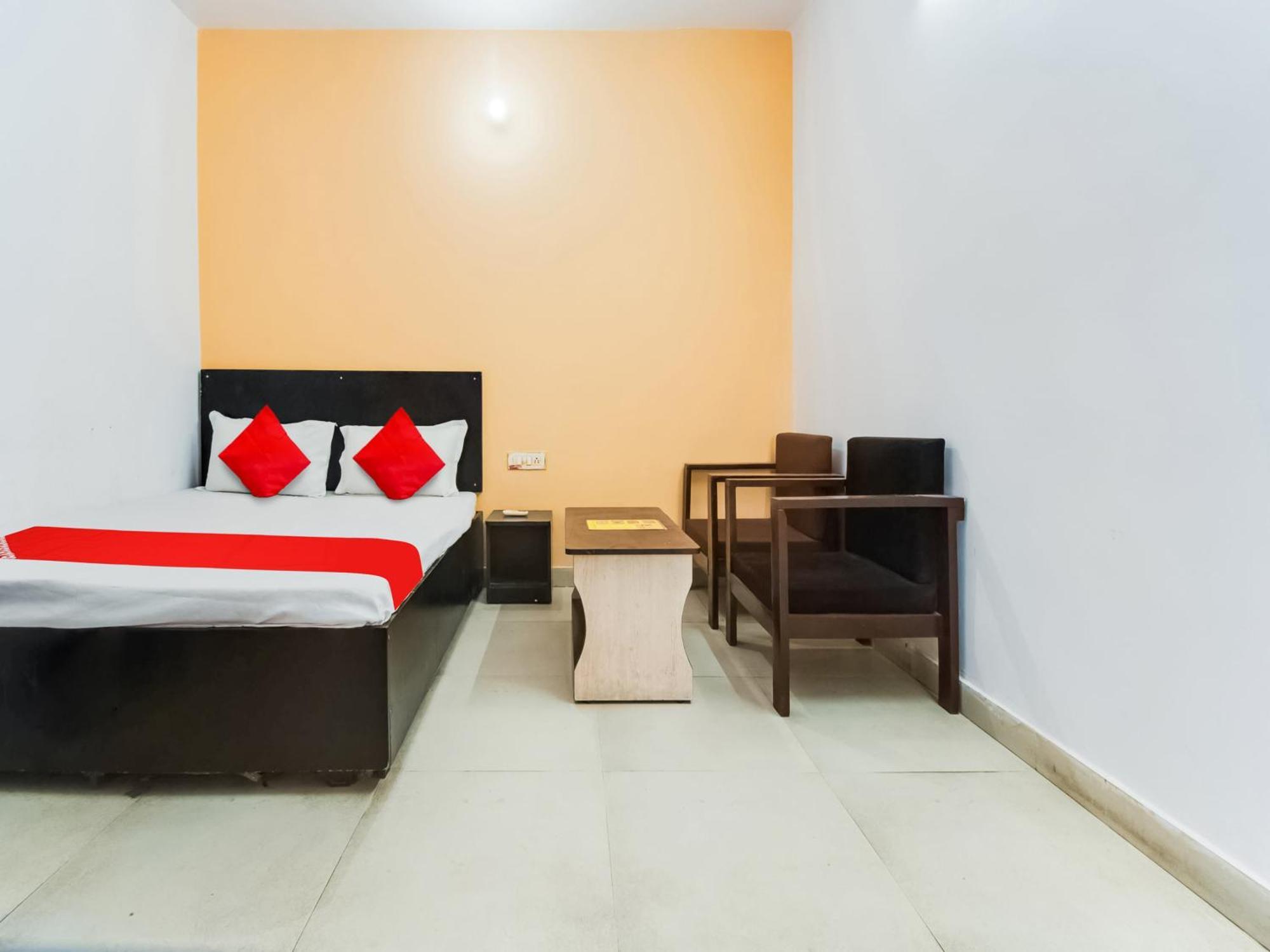 O Shanti Palace Hotel 3*