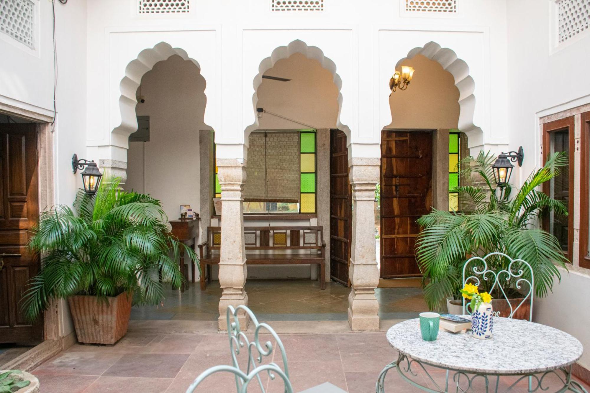 Mukam At Kanak Vilas,