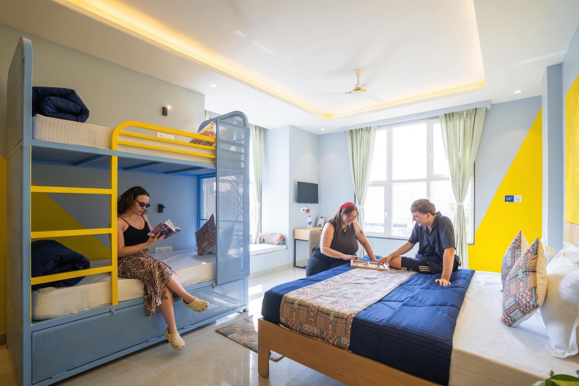 Shalom Backpackers Hostel