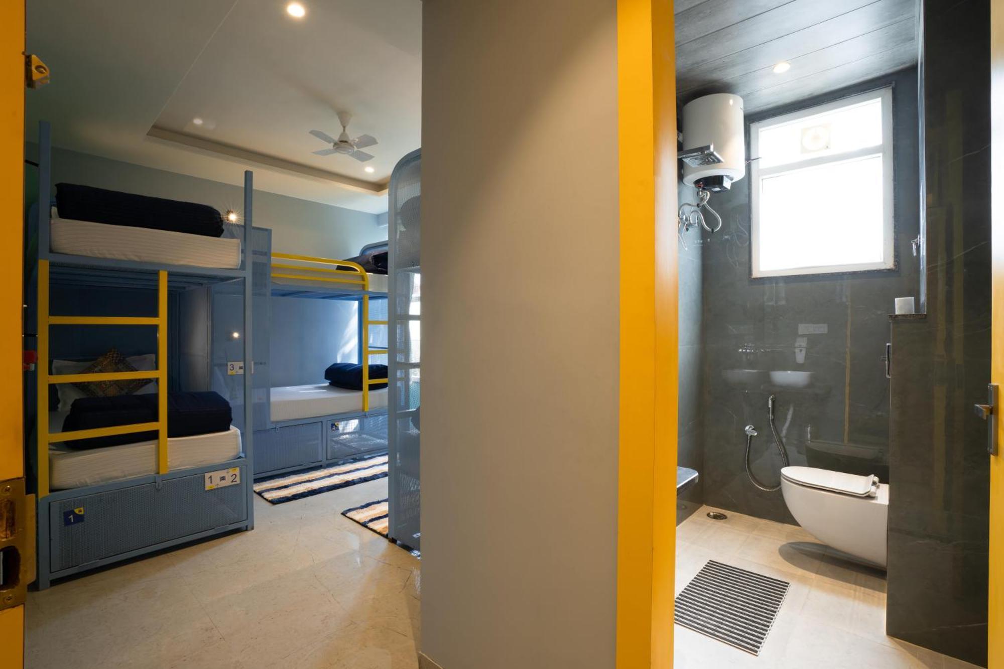 Hostel Shalom Backpackers *
