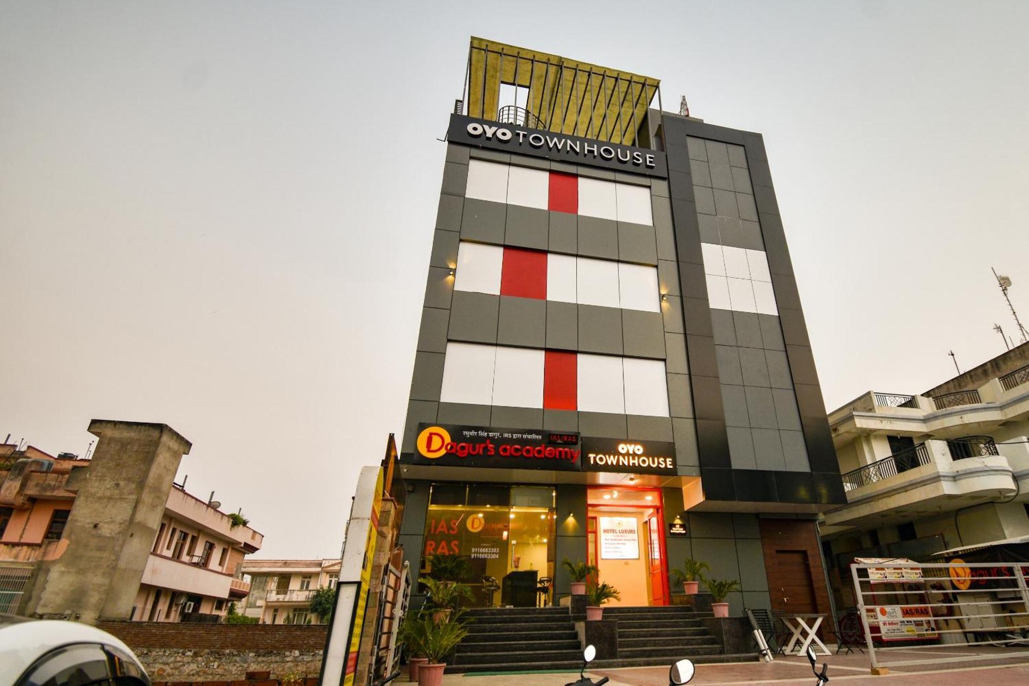 Hotel O Luxurs Jaipur