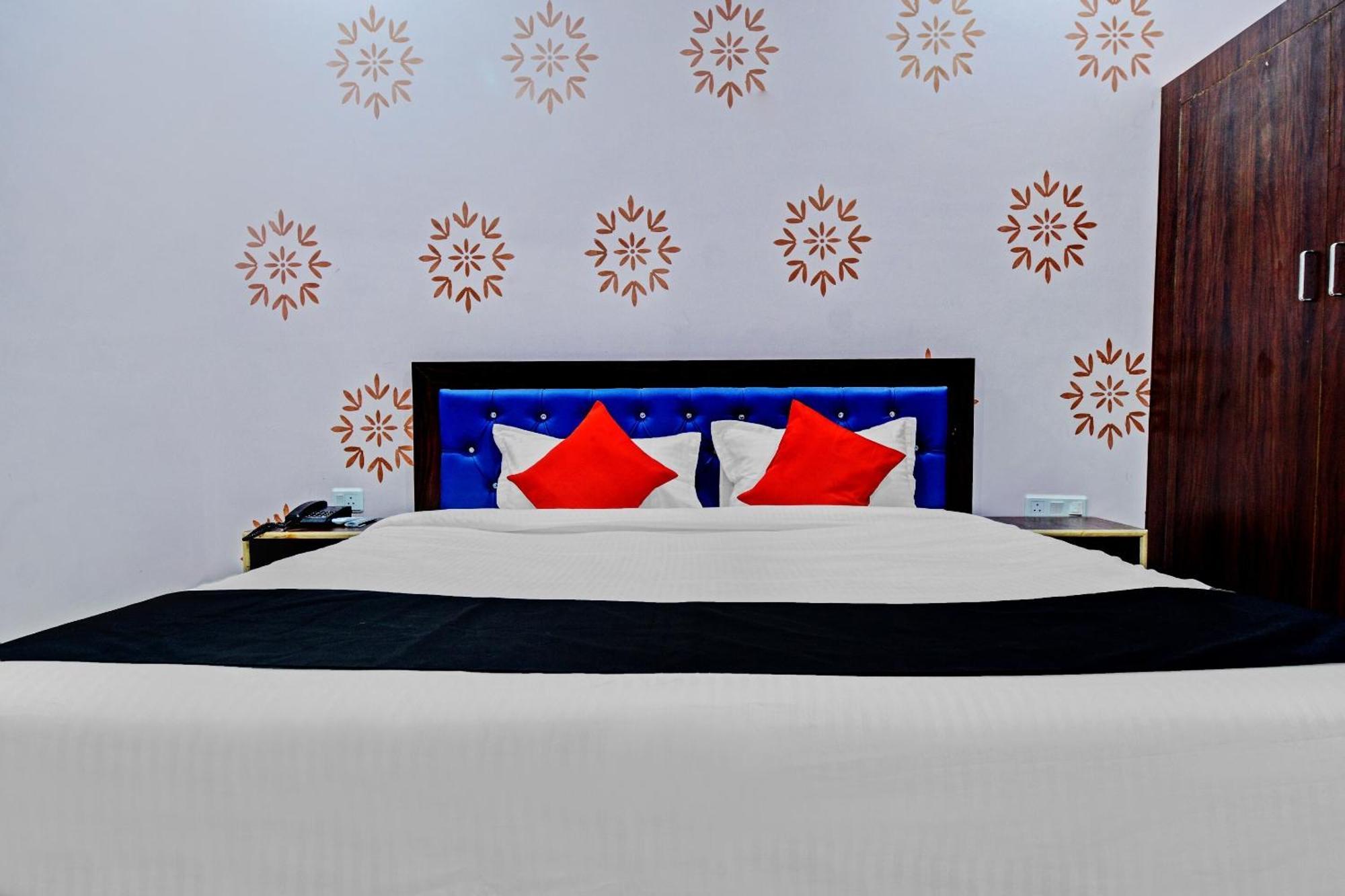 Hotel O Shree Govind Jaipur