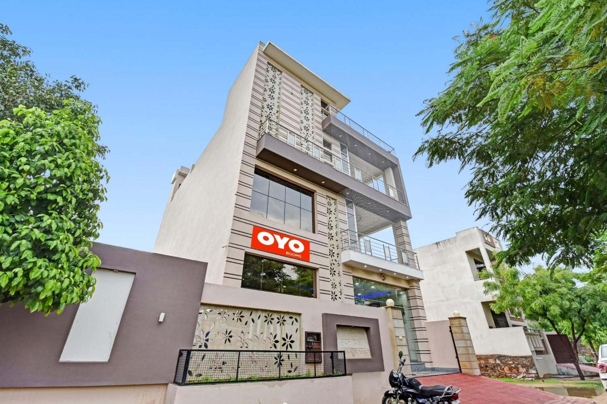 O Madan Hotel *