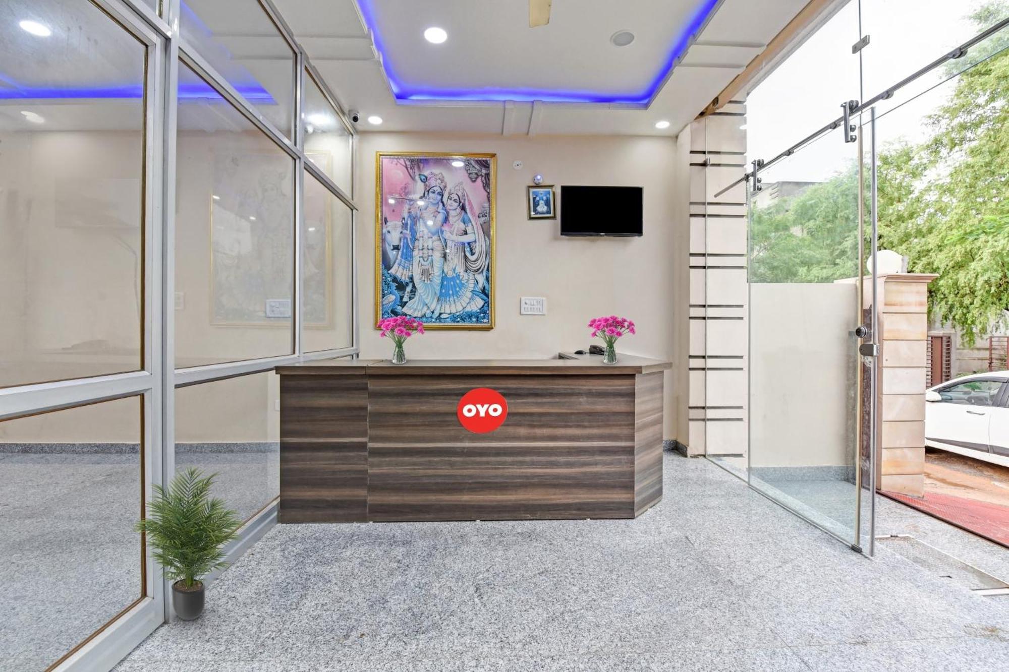 Hotel O Madan *