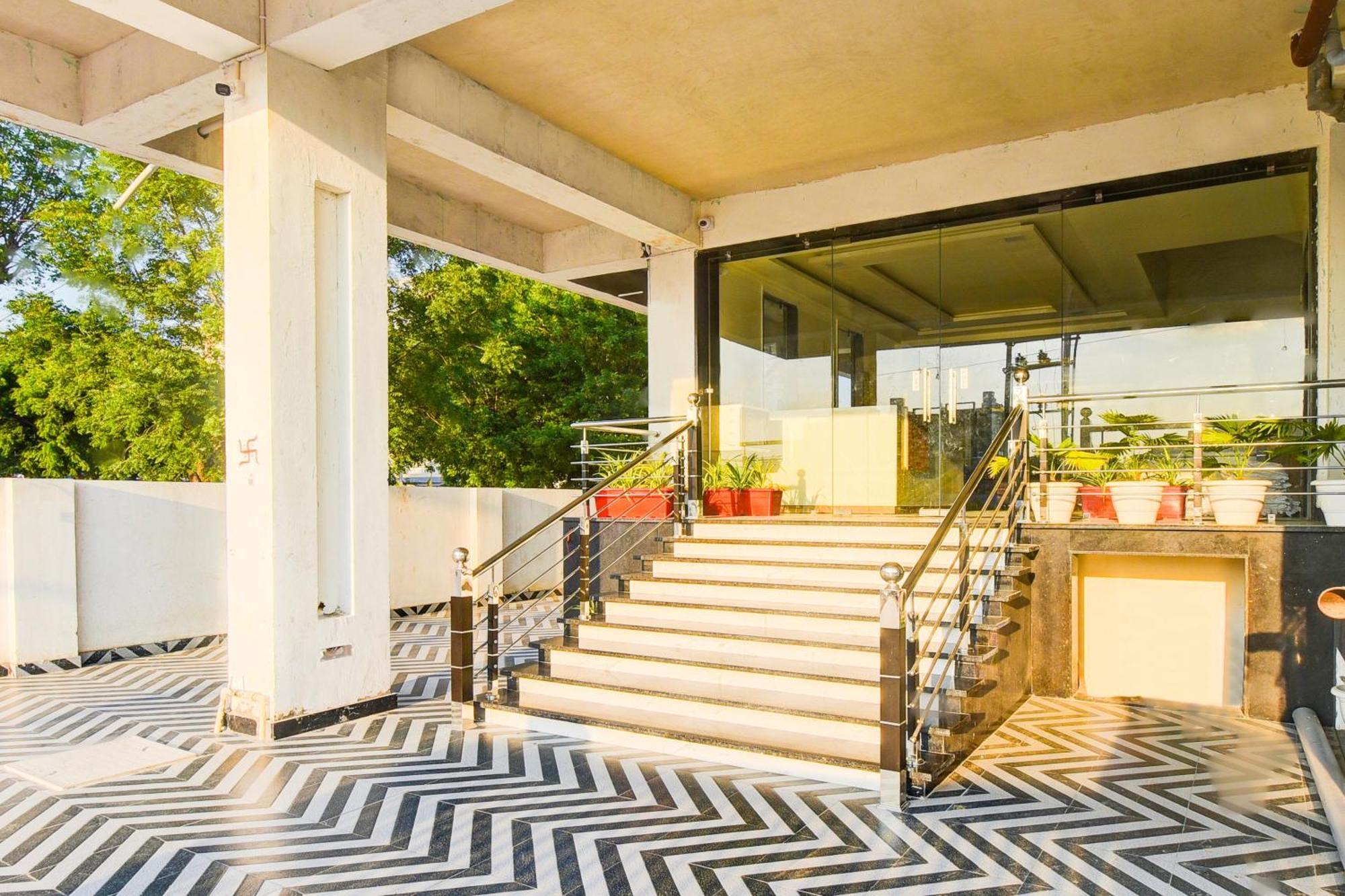 Hotel O Cloud Jaipur