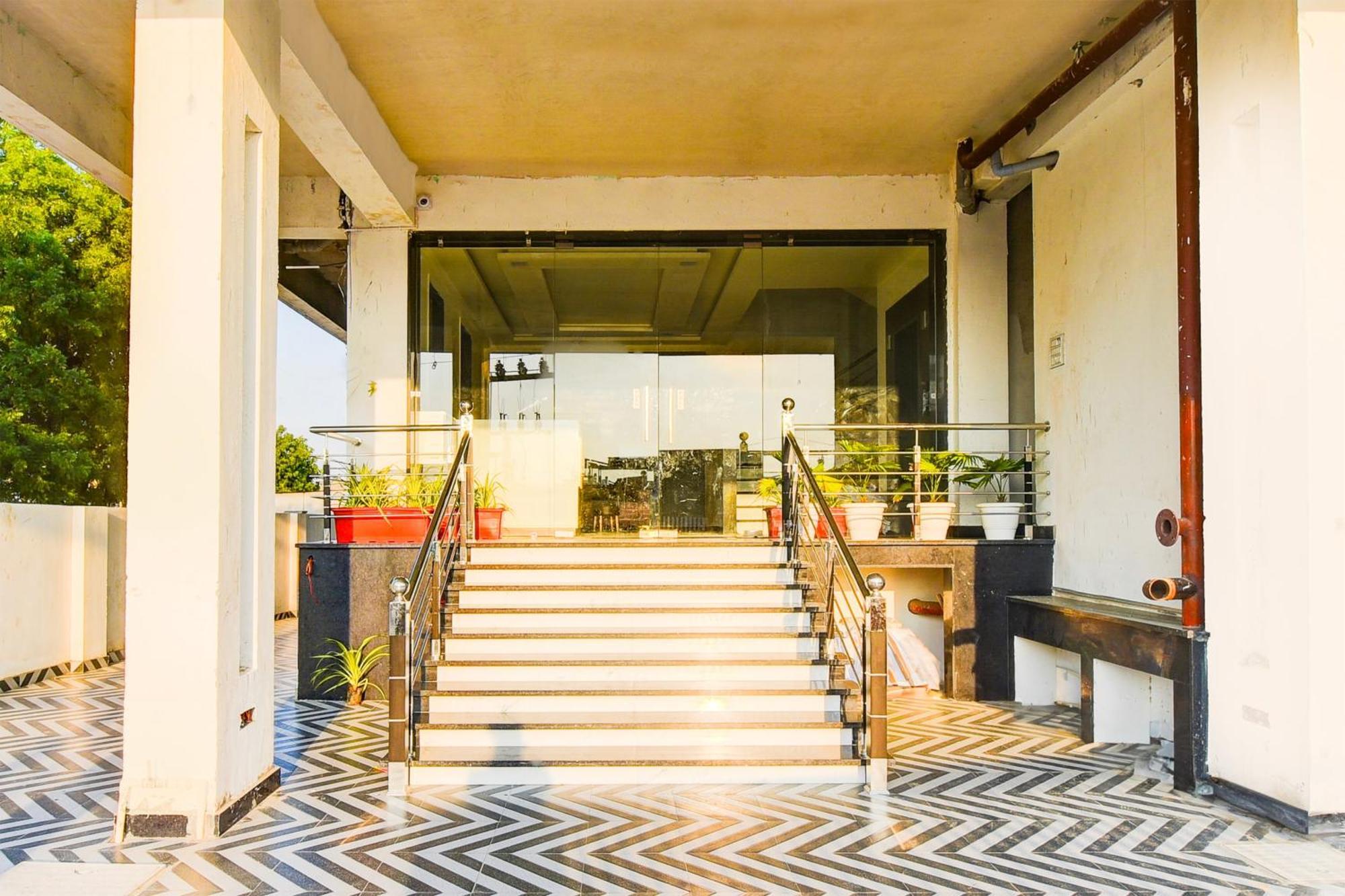 Hotel O Cloud Jaipur