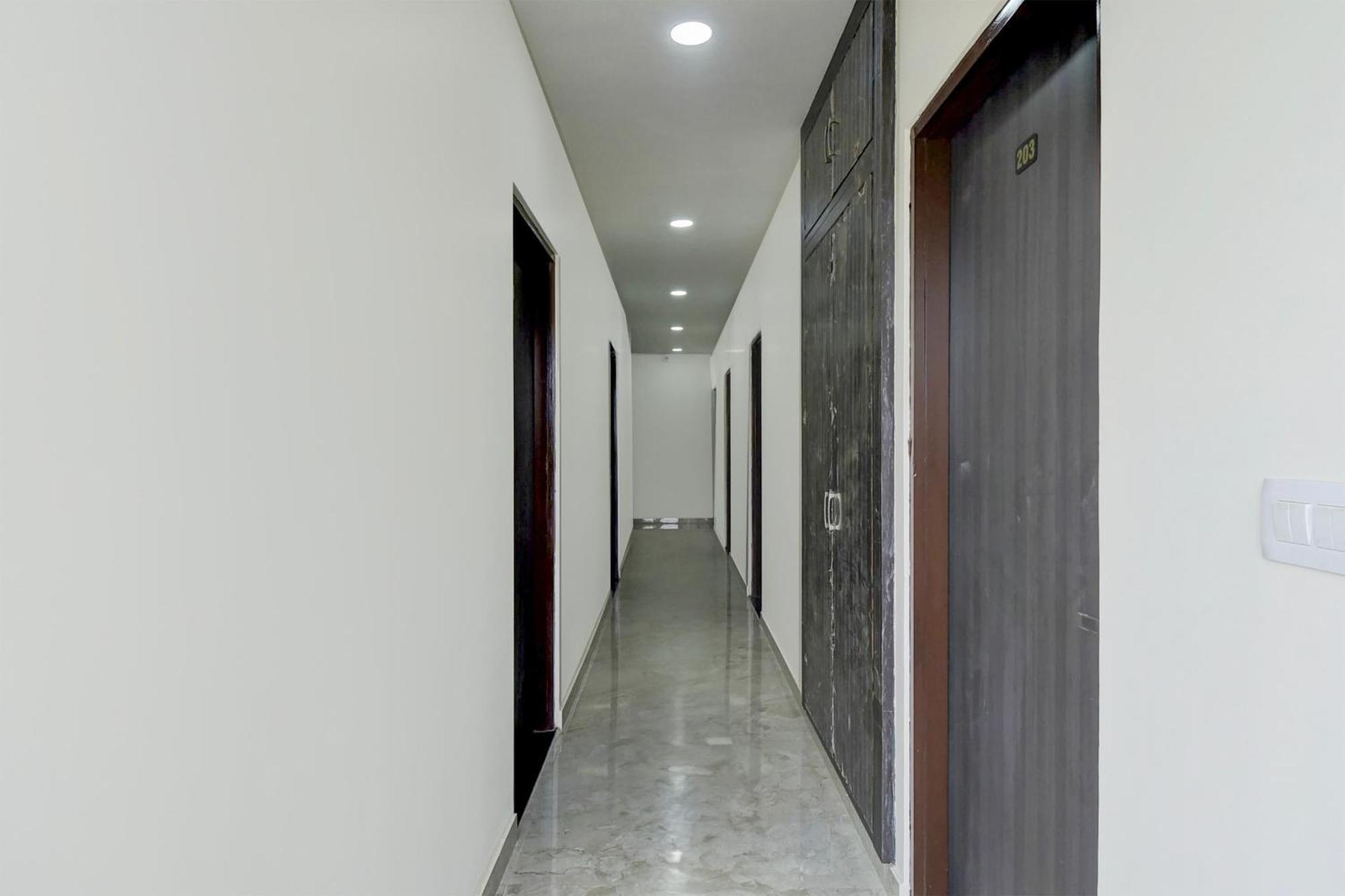 O Veeru Aana Hotel Jaipur