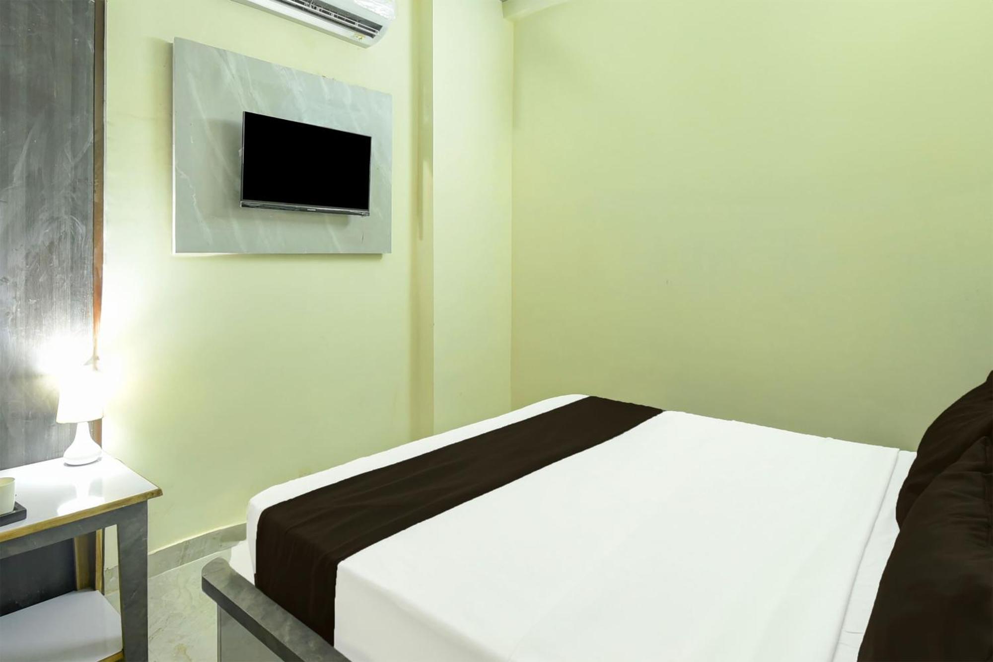 Hotel O Veeru Aana 3*