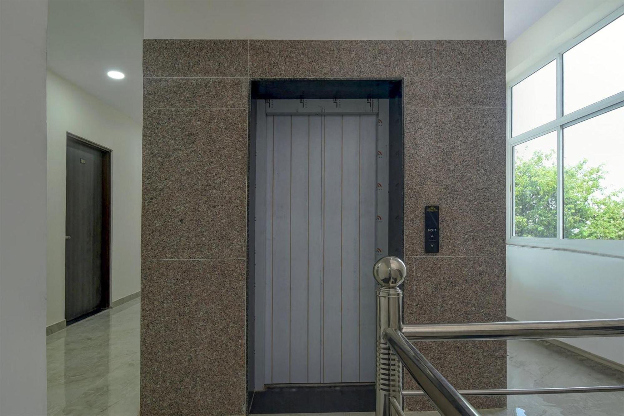 O Veeru Aana Hotel Jaipur